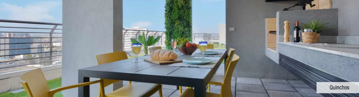 Quinchos en terraza panorámica con vista a la ciudad en Edificio Lía Aguirre, La Florida.