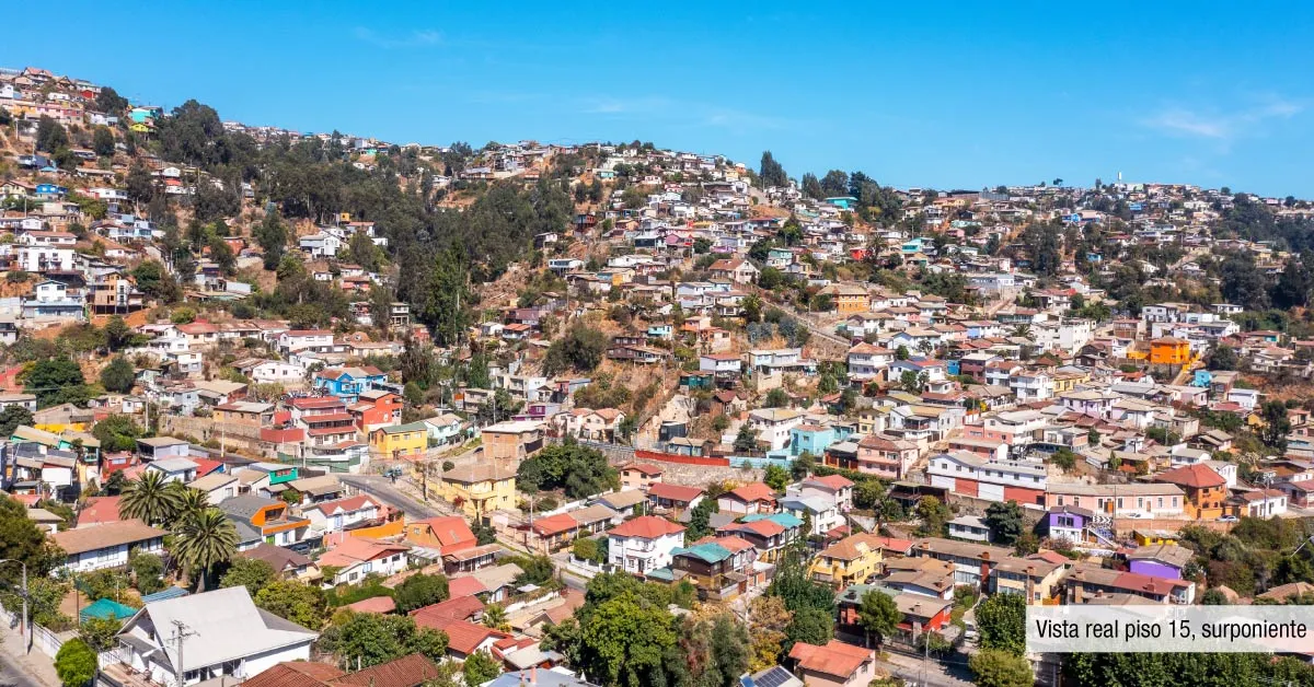 Hermosa vista surponiente hacia la ciudad desde piso 15 en Edificio Álvarez Oriente, Viña del Mar.