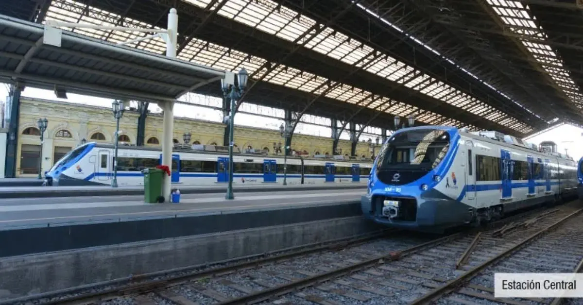 Conexión directa a Metro Estación Central, excelente transporte cerca de Condominio Francisco Zelada.