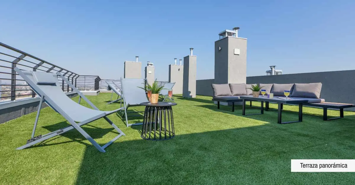 Cómoda terraza panorámica con diseño de vanguardia en la cubierta del Edificio Lía Aguirre, La Florida.