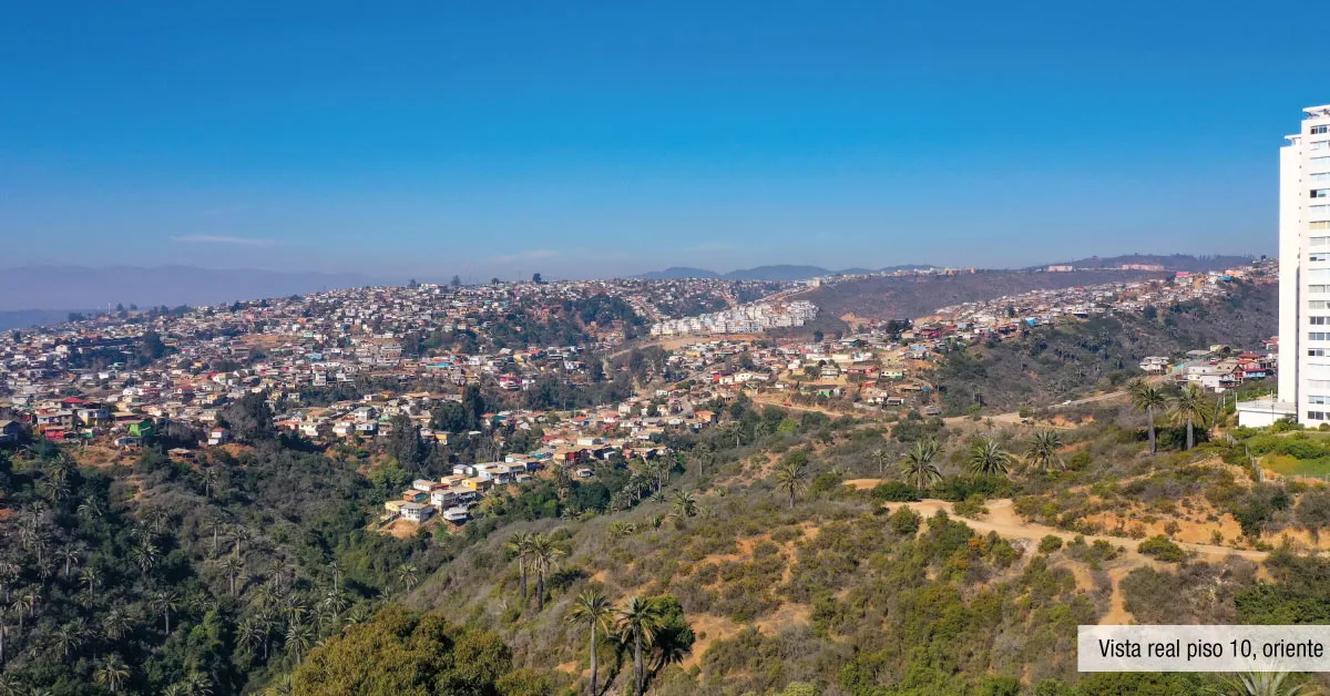 Gran vista oriente a la ciudad desde piso 10 en Condominio Alto Marañón 3, Viña del Mar.   