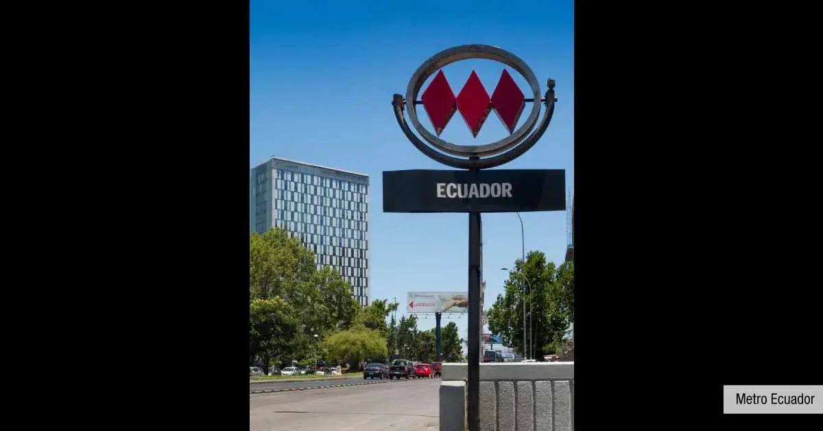 Estación de Metro Ecuador, rápida conexión a la red de transporte cerca de Condominio Francisco Zelada.