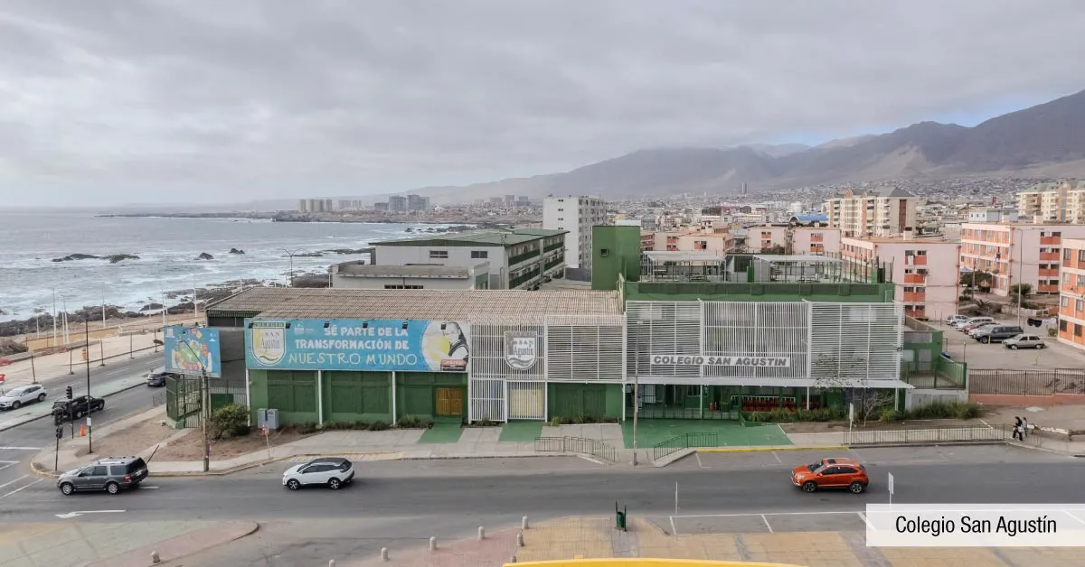 Colegio San Agustín cerca de Condominio Trocadero en Antofagasta, mostrando excelente oferta educativa.