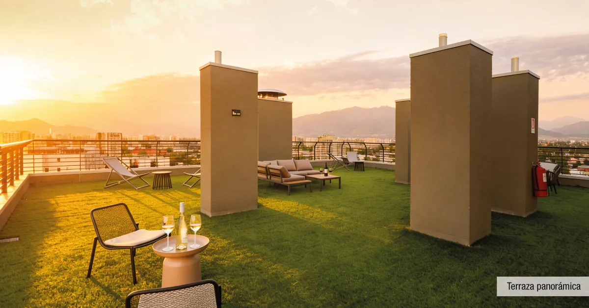 Terraza panorámica en último piso de Condominio Parque del Sur en La Cisterna, con vista despejada.