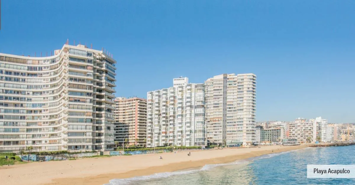 Playa Acapulco, hermoso borde costero a pocos minutos de Condominio Parque Marañón.