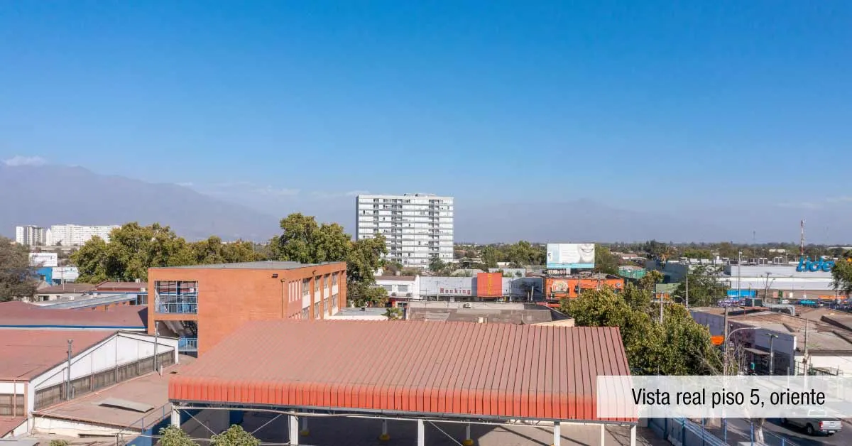 Vista oriente desde piso 5 de Condominio Parque del Sur en La Cisterna, hacia la cordillera.