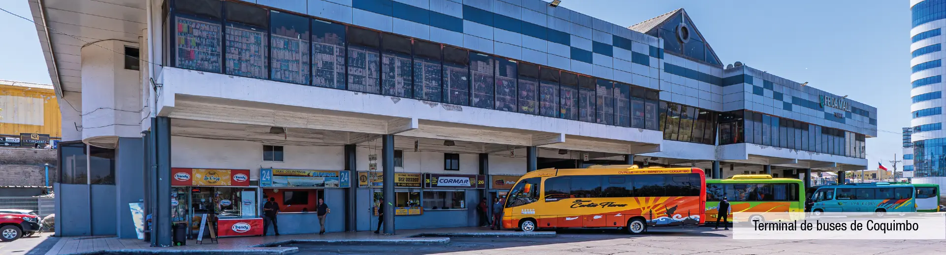 Terminal de buses de Coquimbo, excelente conectividad interurbana cerca de Condominio Jesús Rivera 3.